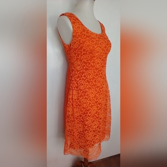 VINTAGE ORANGE LACE DRESS - Picture 3 of 6